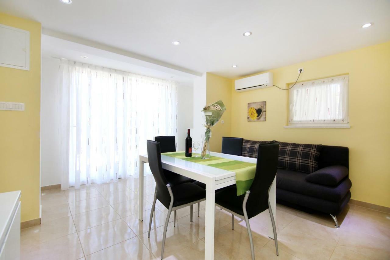 Luxury House With Pool Βίλα Τρογκίρ Εξωτερικό φωτογραφία