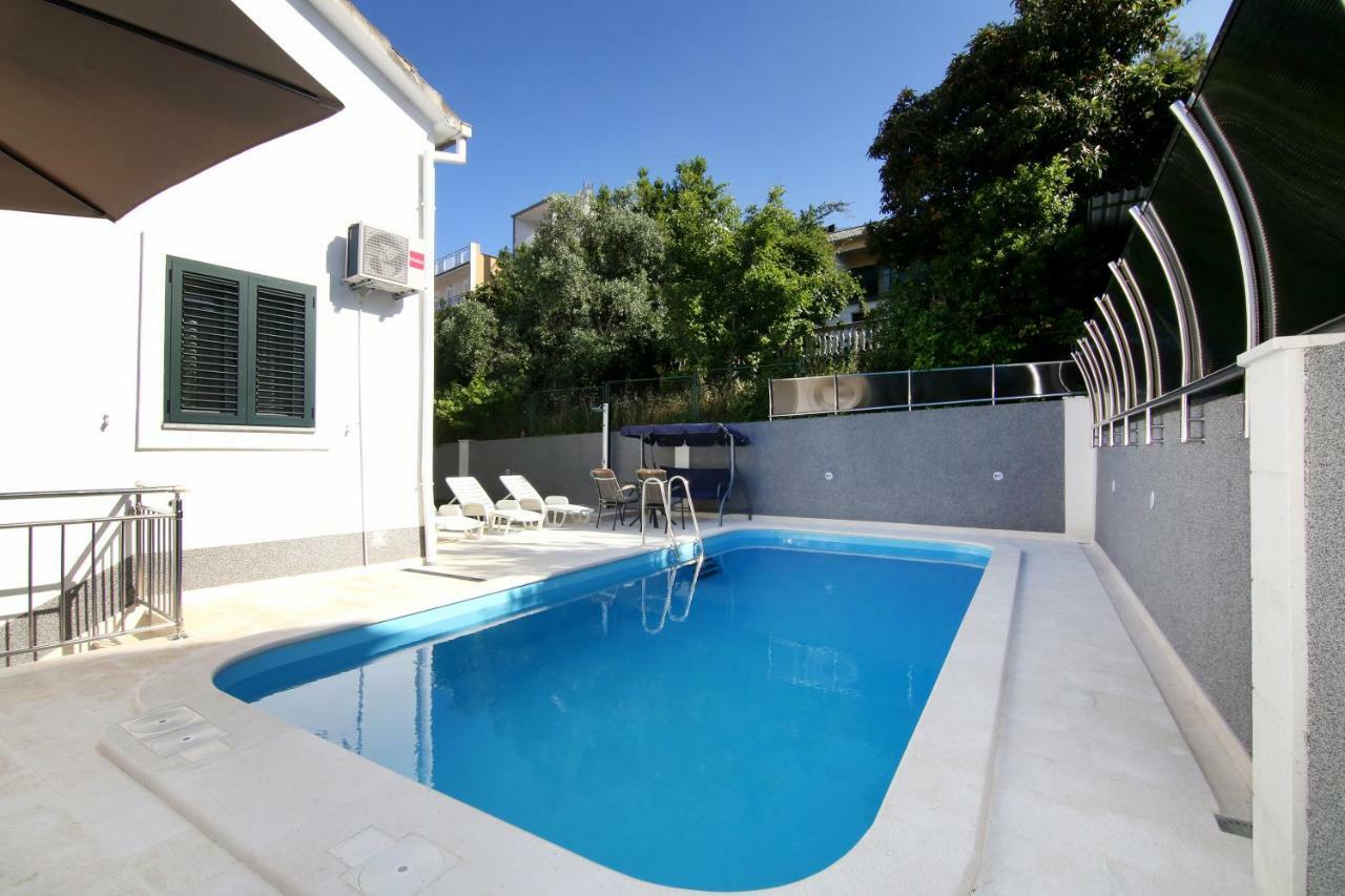 Luxury House With Pool Βίλα Τρογκίρ Εξωτερικό φωτογραφία